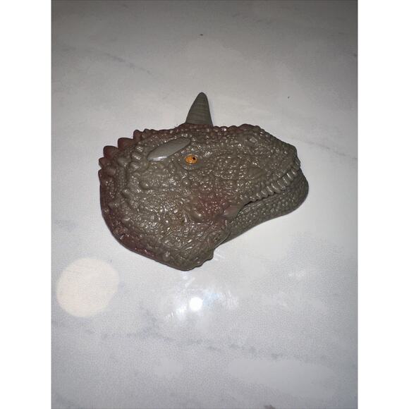 2000 Honey Nut Cheerios DINOSAUR Chomping Magnet CARNOTAUR Hinged Clip Note - Picture 7 of 7